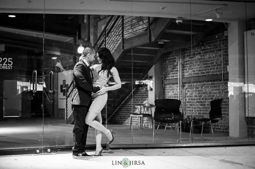 11-orange-county-night-time-engagement-photographer