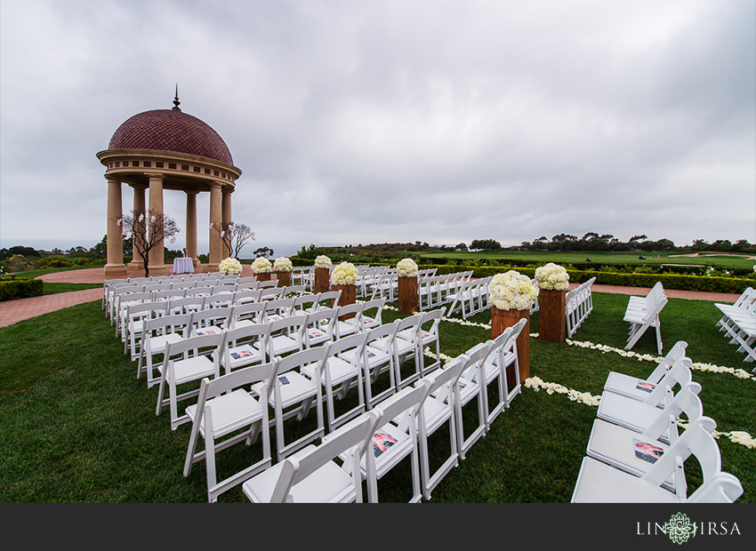 15-pelican-hill-resort-newport-beach-wedding-photographer-wedding-ceremony-photo