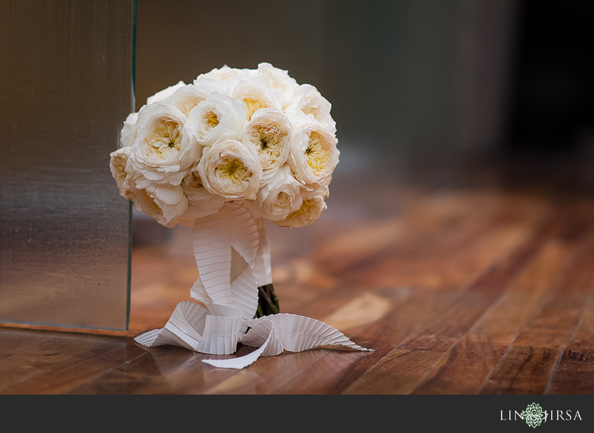02-seven-degrees-laguna-beach-wedding-photographer-wedding-bouquet