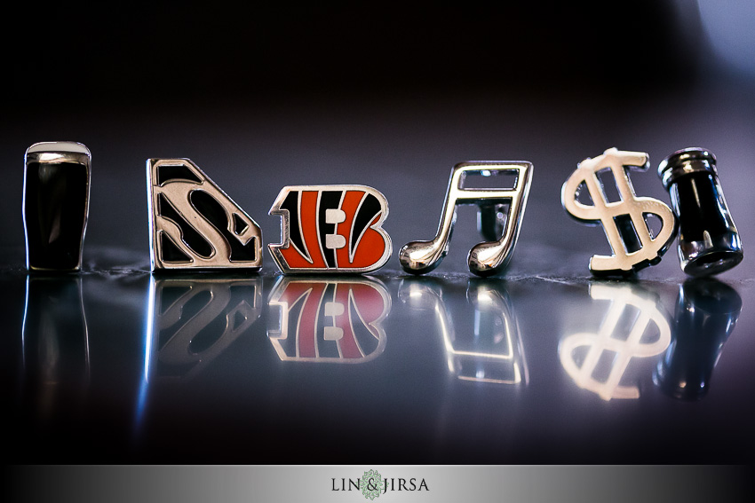 07-chateau-palmier-estate-fallbrook-wedding-photographer-groom-cufflinks