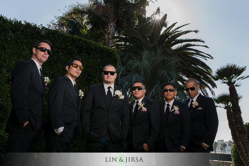 11-seven-degrees-laguna-beach-wedding-photographer-groom-with-groomsmen