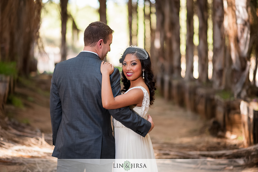 12-chateau-palmier-estate-fallbrook-wedding-photographer-bride-and-groom-wedding-portrait