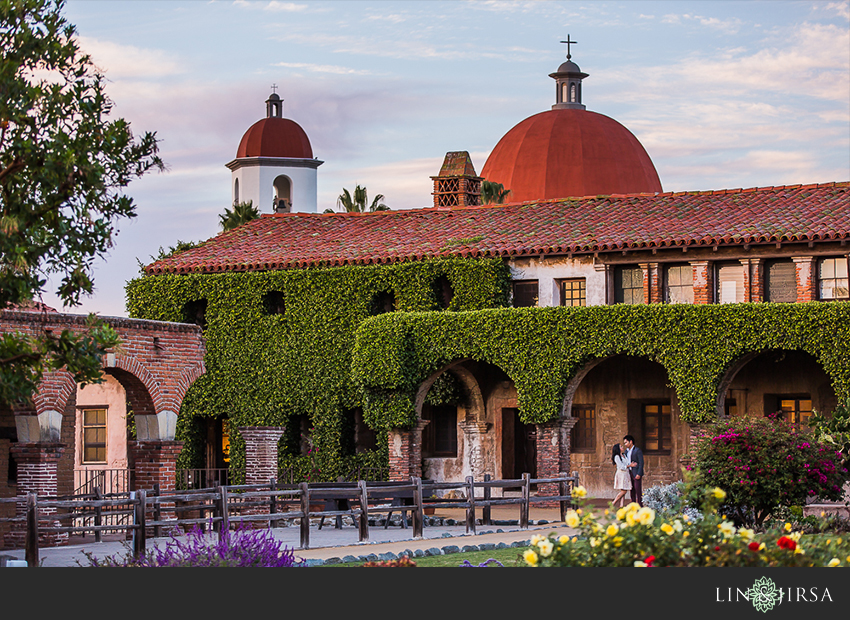 14-mission-san-juan-capistrano-engagement-photographer