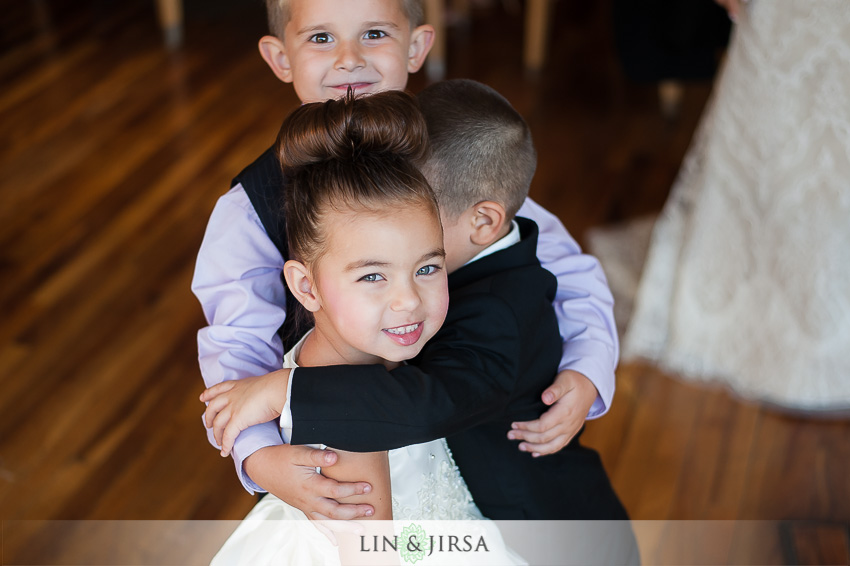 14-seven-degrees-laguna-beach-wedding-photographer-flower-girl