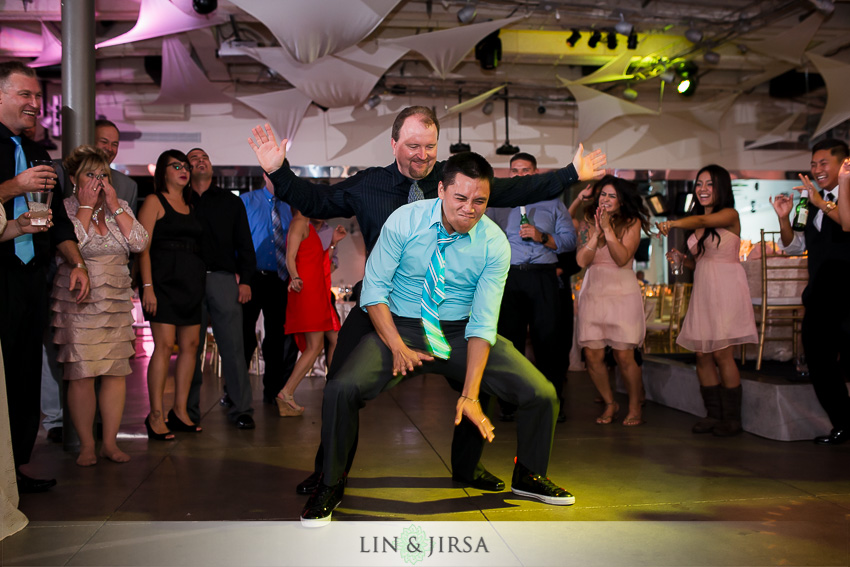 27-seven-degrees-laguna-beach-wedding-photographer-wedding-reception-dancing