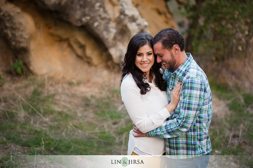 01-fun-laguna-beach-engagement-photos