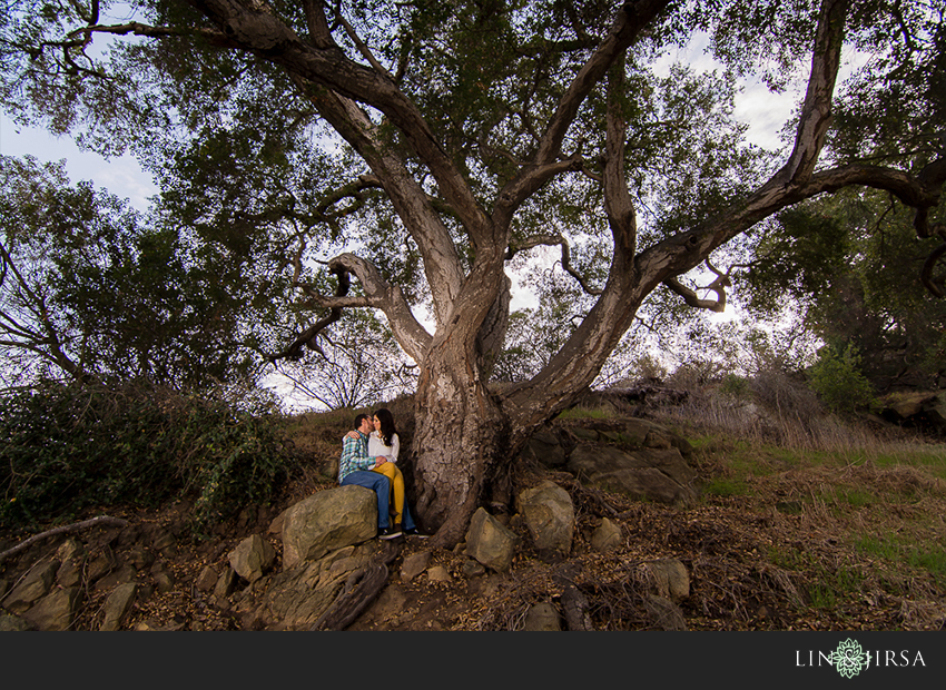 03-fun-laguna-beach-engagement-photos
