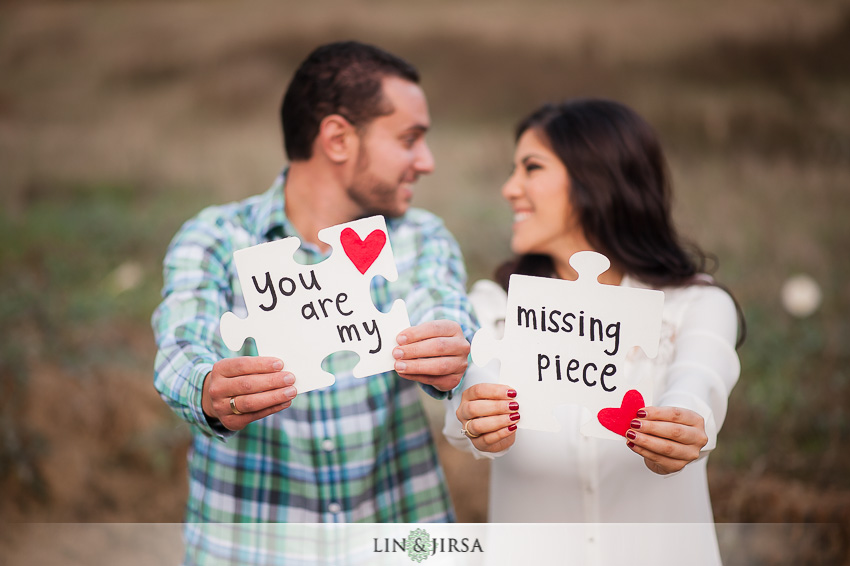 04-fun-laguna-beach-engagement-photos