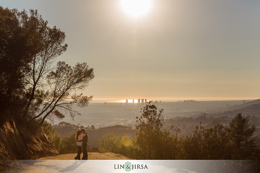 06-los-angeles-griffith-observatory-engagement-photographer