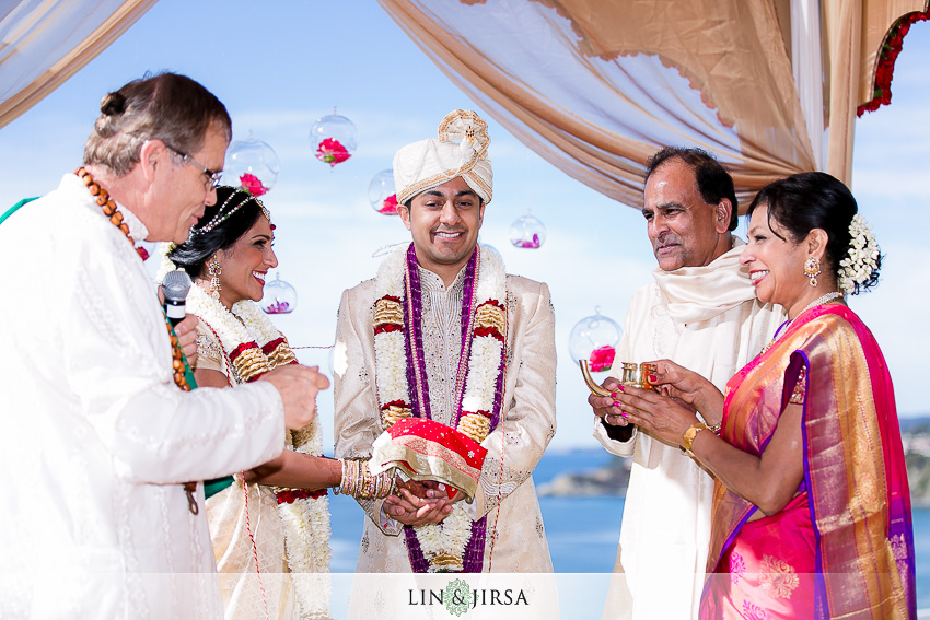 10-the-ritz-carlton-laguna-niguel-indian-wedding-photographer-beautiful-indian-ceremony