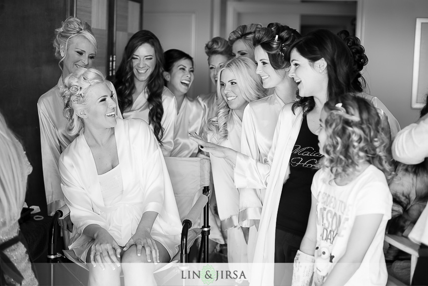 03-balboa-bay-club-newport-beach-wedding-photography-beautiful-bride-getting-ready