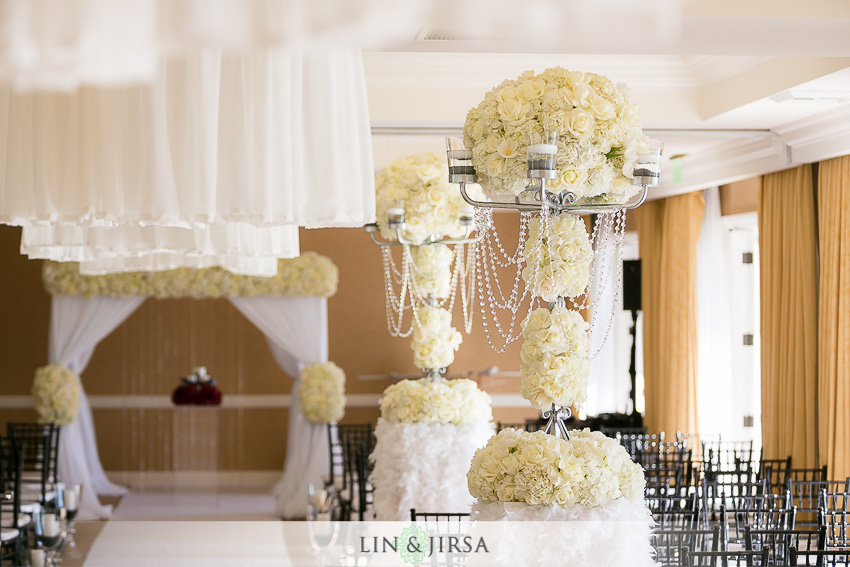 08-balboa-bay-club-newport-beach-wedding-photography-wedding-ceremony-photo
