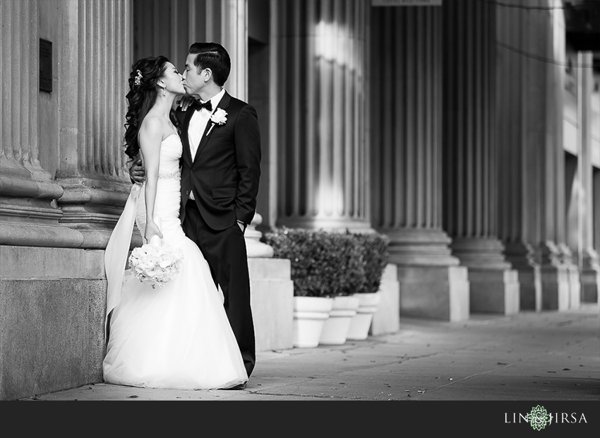 08-millennium-biltmore-hotel-los-angeles-wedding-photographer-romantic-wedding-day-photos