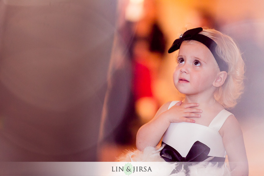 09-balboa-bay-club-newport-beach-wedding-photography-cute-flower-girl-photo