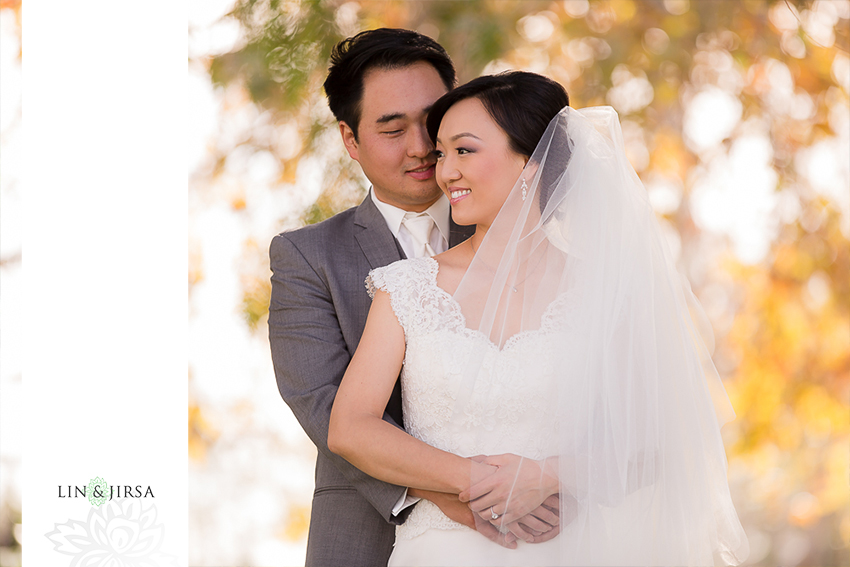 09-summit-house-fullerton-wedding-photographer-couple-wedding-photos