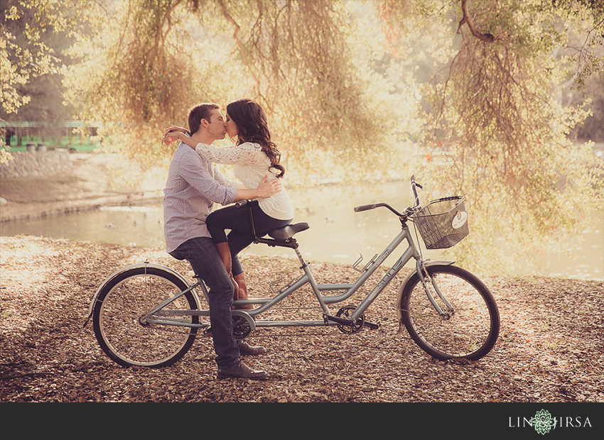15-irvine-regional-park-engagement-photographer