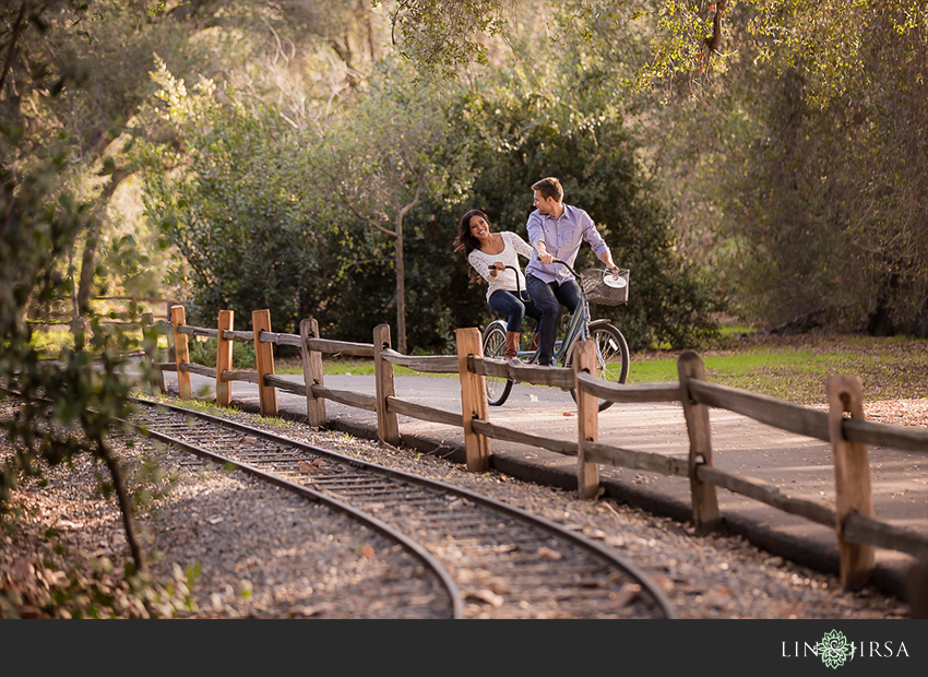 16-irvine-regional-park-engagement-photographer