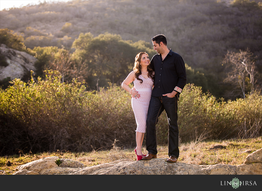 04-gorgeous-sunset-orange-county-engagement