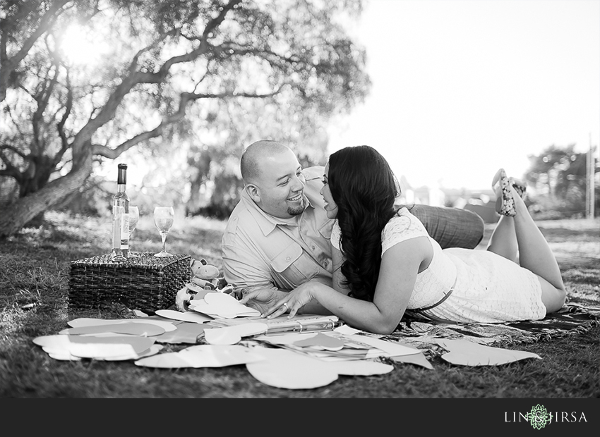 06-gorgeous-laguna-beach-engagement-photographer