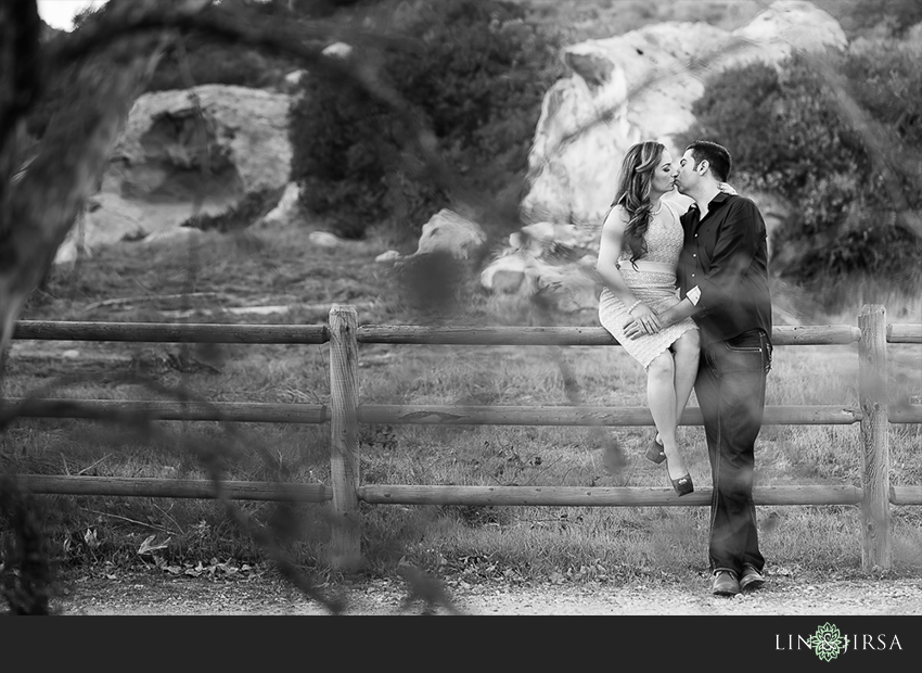 07-gorgeous-sunset-orange-county-engagement