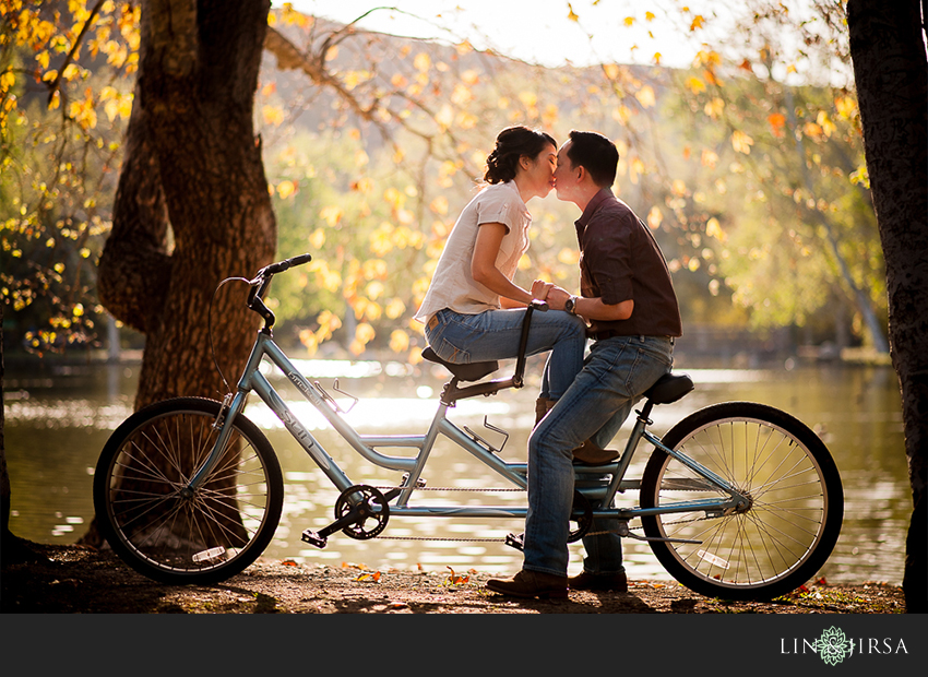 02-romantic-orange-county-park-engagement-photographer