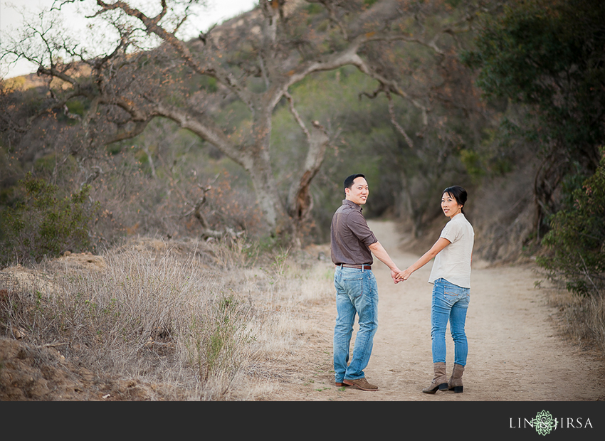 05-romantic-orange-county-park-engagement-photographer