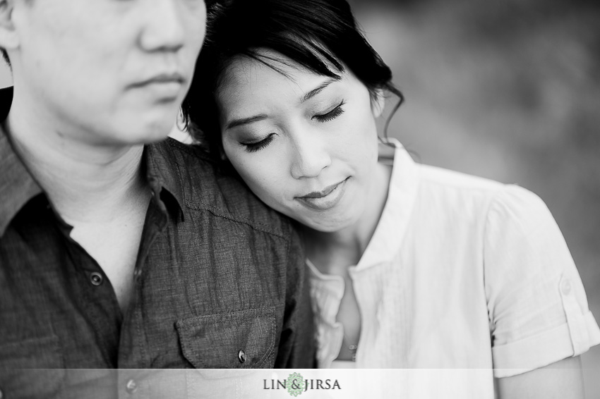 06-romantic-orange-county-park-engagement-photographer