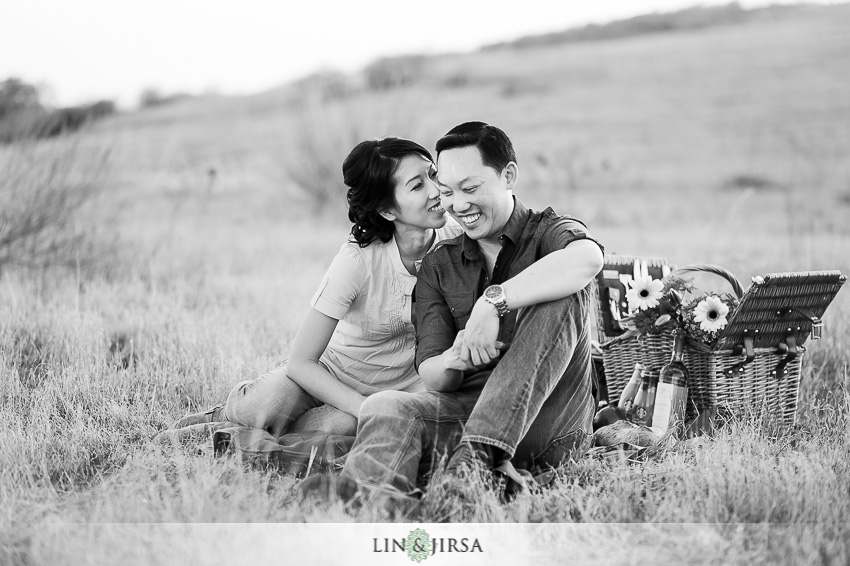 10-romantic-orange-county-park-engagement-photographer