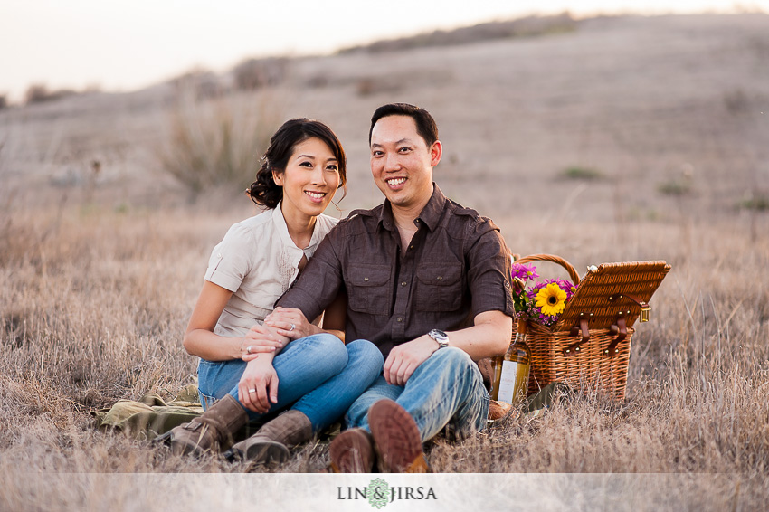 11-romantic-orange-county-park-engagement-photographer