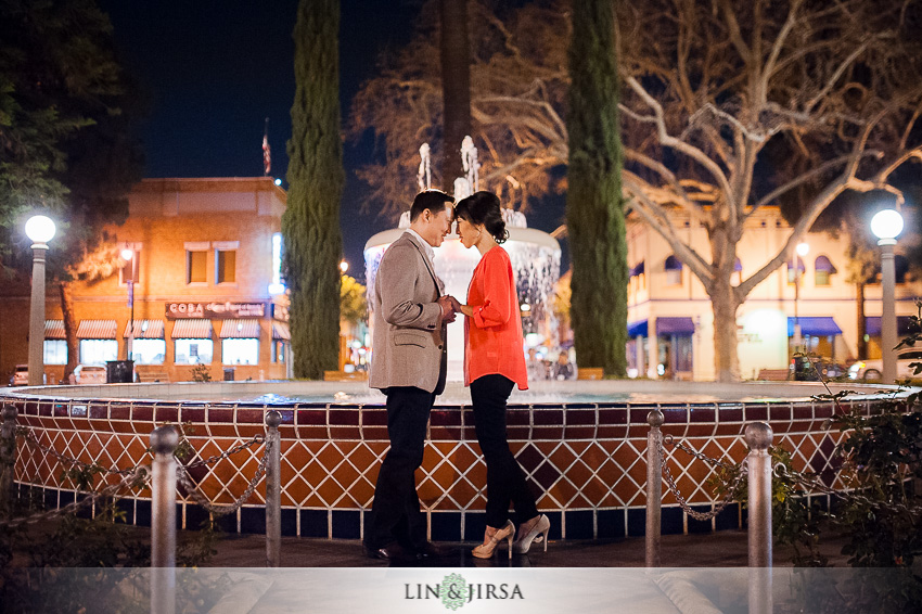 14-romantic-orange-county-park-engagement-photographer