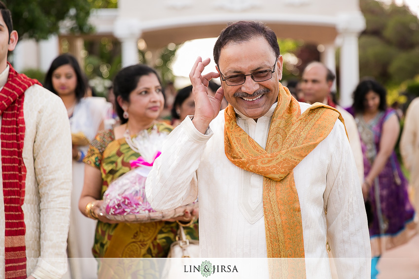 02-los-angeles-engagement-ceremony-photographer