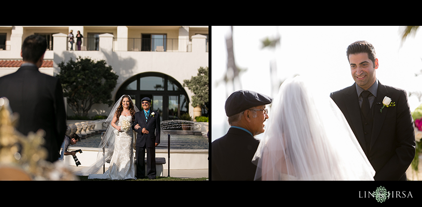 14-hyatt-huntington-beach-orange-county-wedding-photographer-bride-walking-down