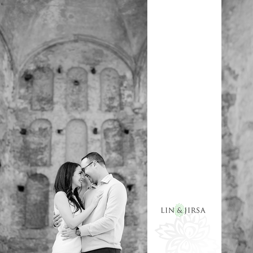 07-beautiful-mission-san-juan-engagement-photos