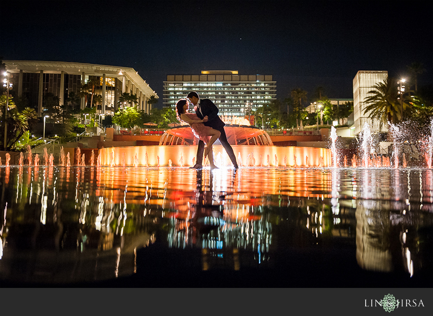 08-fun-los-angeles-engagement-photos