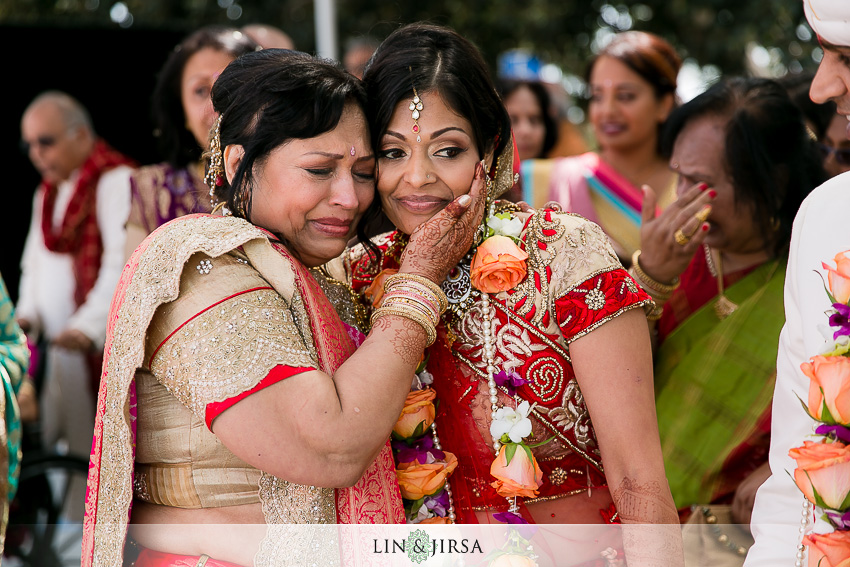 23-newport-beach-marriott-indian-wedding-photographer