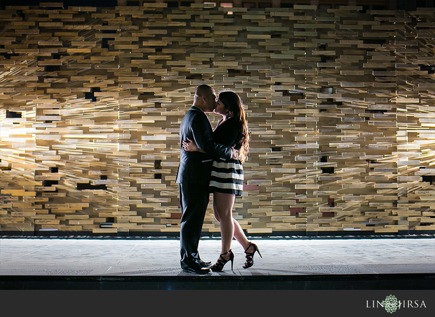 13-fun-downtown-los-angeles-sunset-engagement-photos