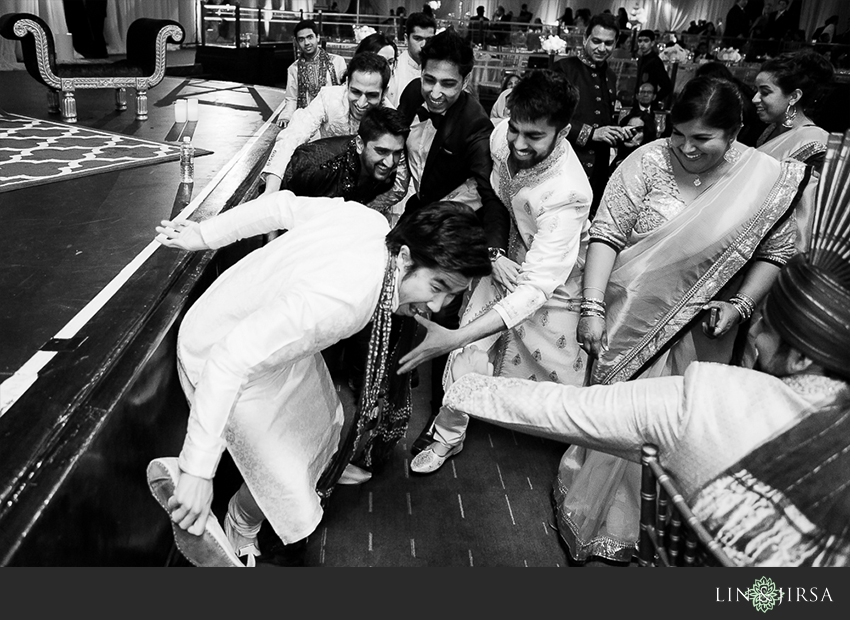 22-hyatt-regency-century-plaza-los-angeles-indian-ceremony-photos