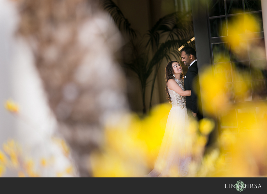 04-beautiful-orange-county-mansion-engagement-photos