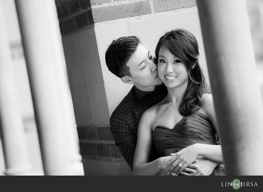 04-gorgeous-santa-monica-beach-orange-county-engagement-photography