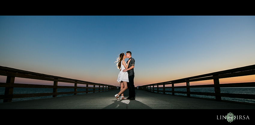 10-fun-balboa-island-newport-beach-engagement-photos