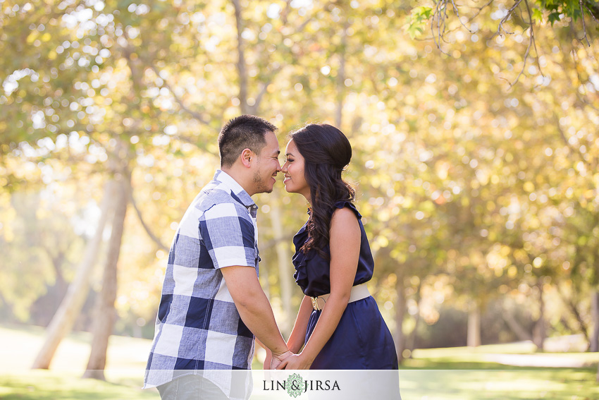 01-fun-romantic-crystal-cove-engagement-photographer