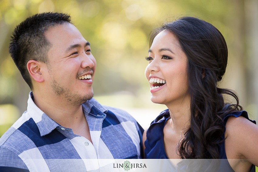 05-fun-romantic-crystal-cove-engagement-photographer
