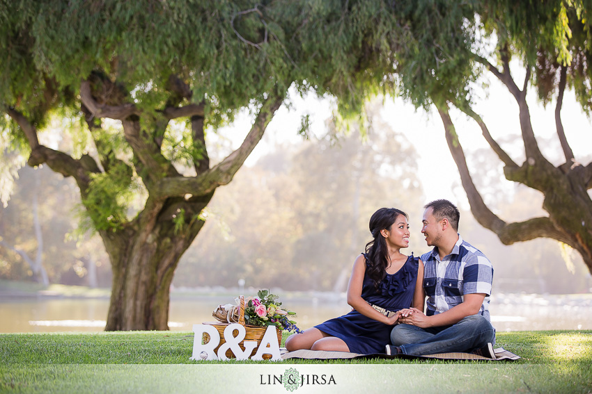 08-fun-romantic-crystal-cove-engagement-photographer