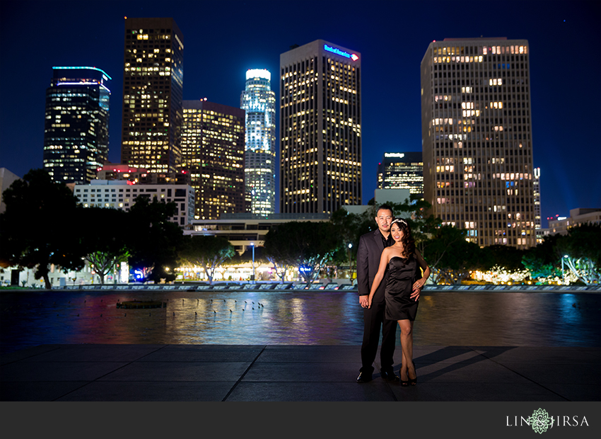 14-beautiful-downtown-los-angeles-engagement