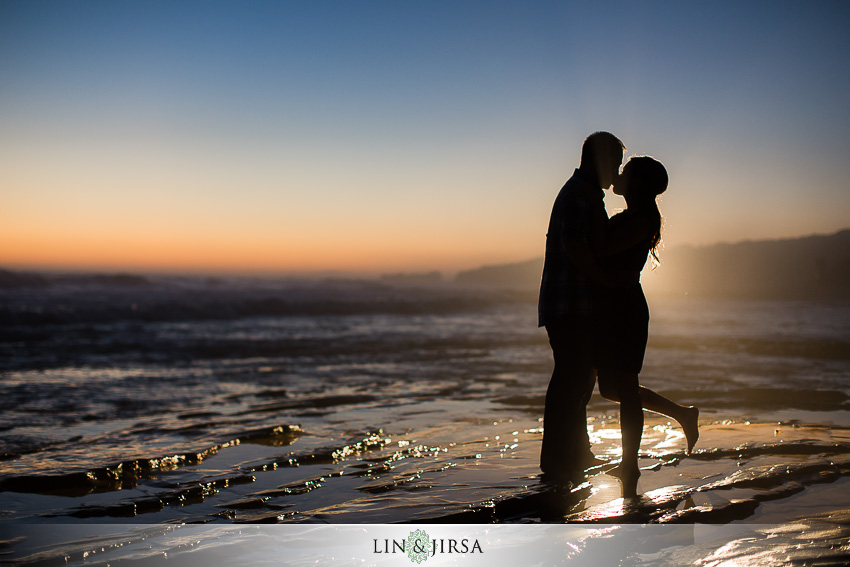 17-fun-romantic-crystal-cove-engagement-photographer