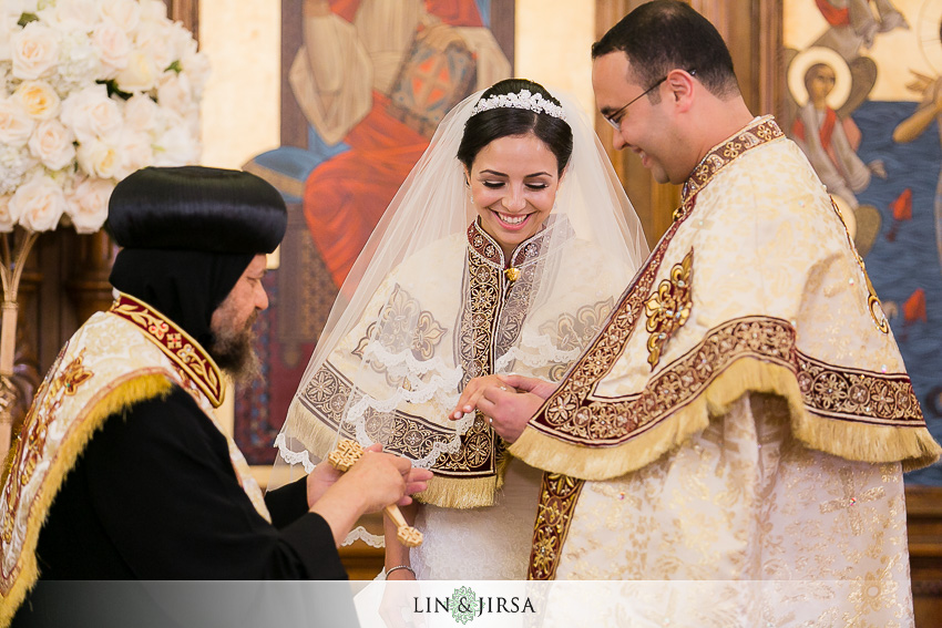 28-orthodox-wedding-ceremony-photos