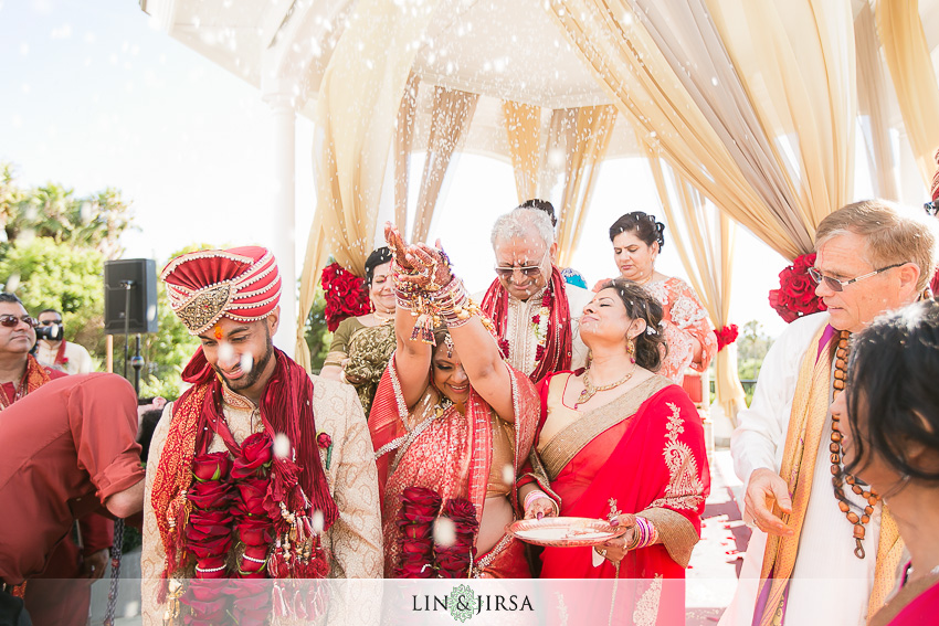 30-beautiful-indian-wedding-photos