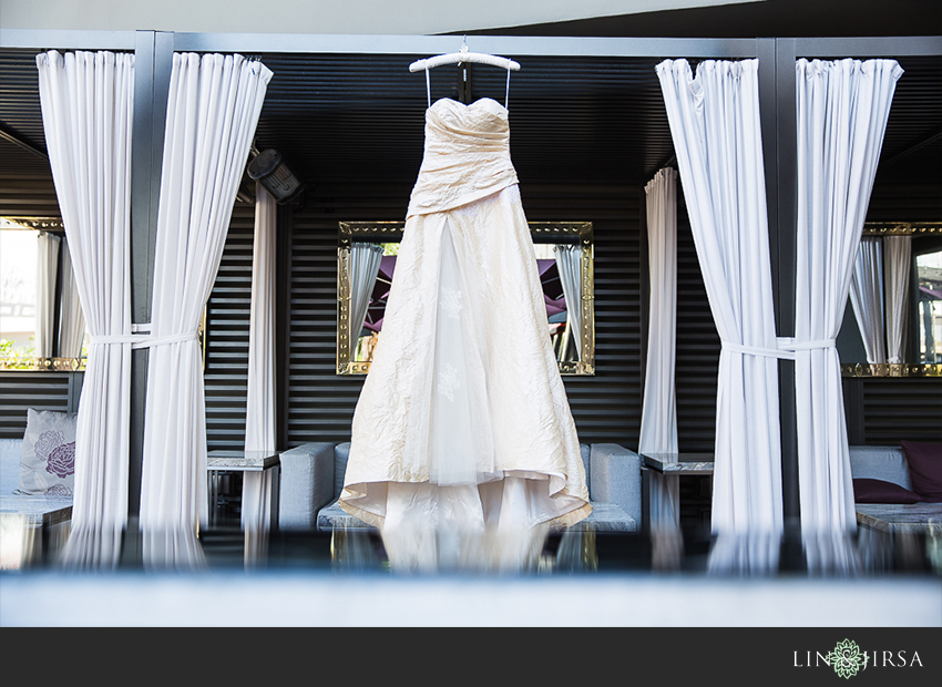 01-oviatt-penthouse-los-angeles-wedding-photographer-bride-and-groom-getting-ready-photos