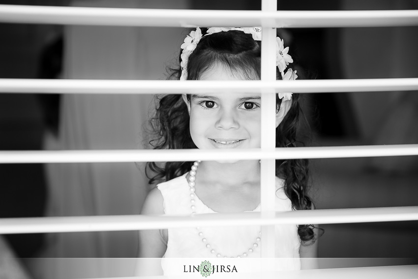 05-balboa-bay-club-newport-beach-wedding-photographer-getting-ready-photos