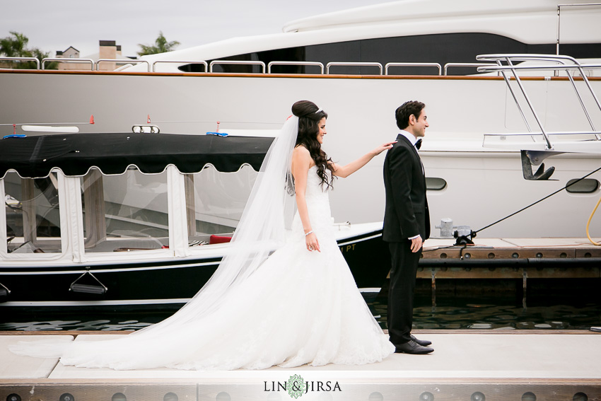 11-balboa-bay-club-newport-beach-wedding-photographer-first-look-couple-session-photos
